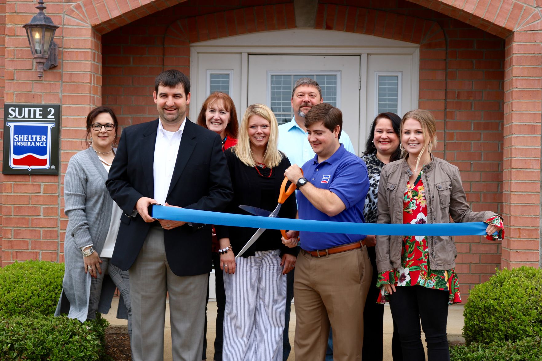 Scott Sims Shelter Insurance ribbon cutting